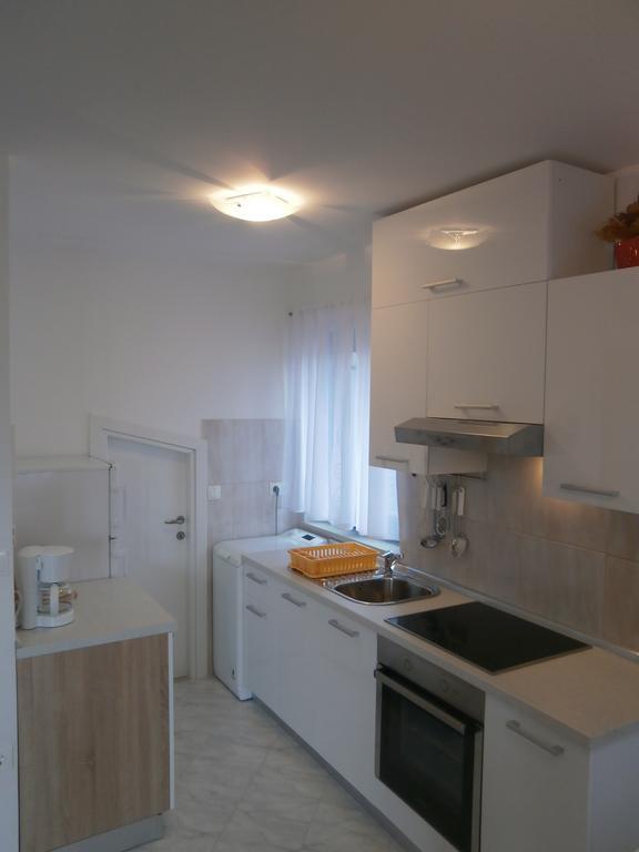 Apartments Crncic Šilo Værelse billede